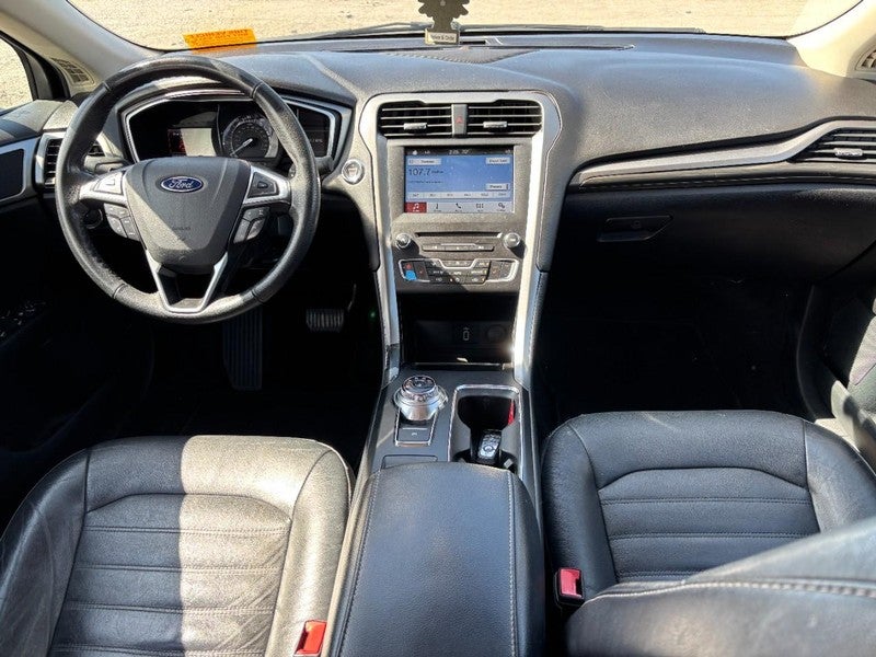 2017 Ford Fusion SE FWD