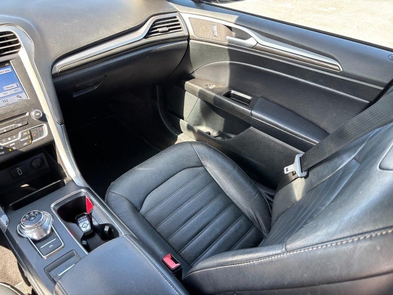 2017 Ford Fusion SE FWD