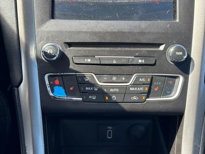 2017 Ford Fusion SE FWD