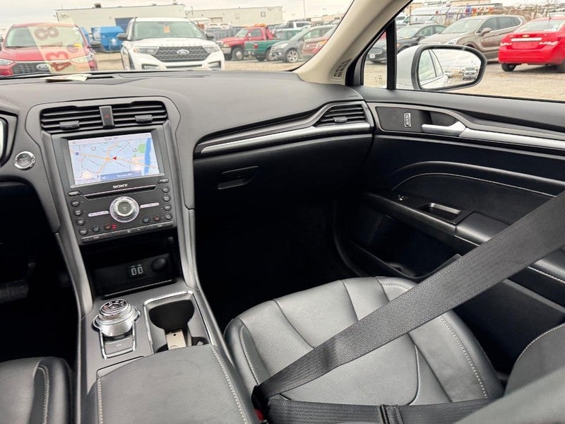 2020 Ford Fusion Plug-In Hybrid Titanium FWD