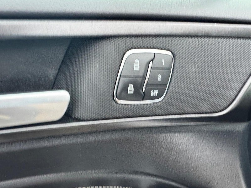 2020 Ford Fusion Plug-In Hybrid Titanium FWD