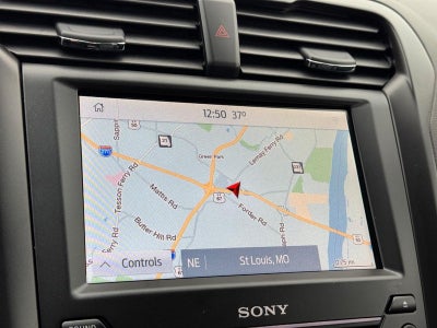 2020 Ford Fusion Plug-In Hybrid Titanium FWD