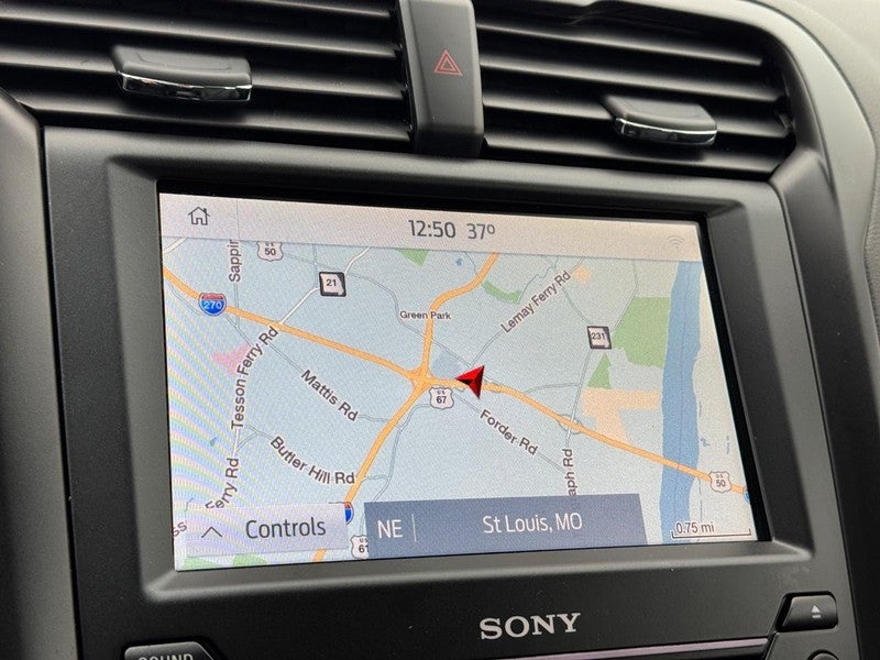 2020 Ford Fusion Plug-In Hybrid Titanium FWD