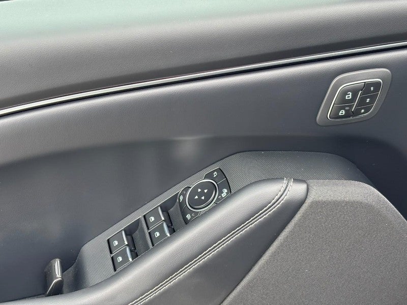 2025 Ford Mustang Mach-E Select AWD