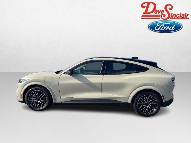 2025 Ford Mustang Mach-E Premium AWD