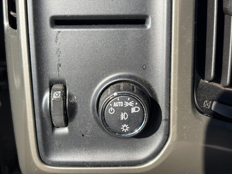 2018 Chevrolet Silverado 1500 2WD Crew Cab 143.5" High Country