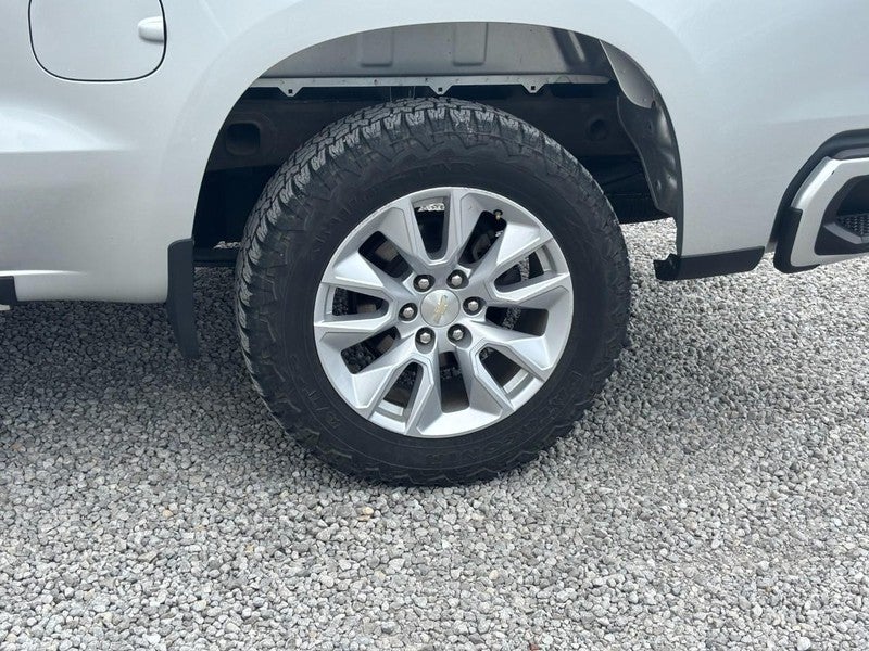 2021 Chevrolet Silverado 1500 4WD Crew Cab 147" Custom