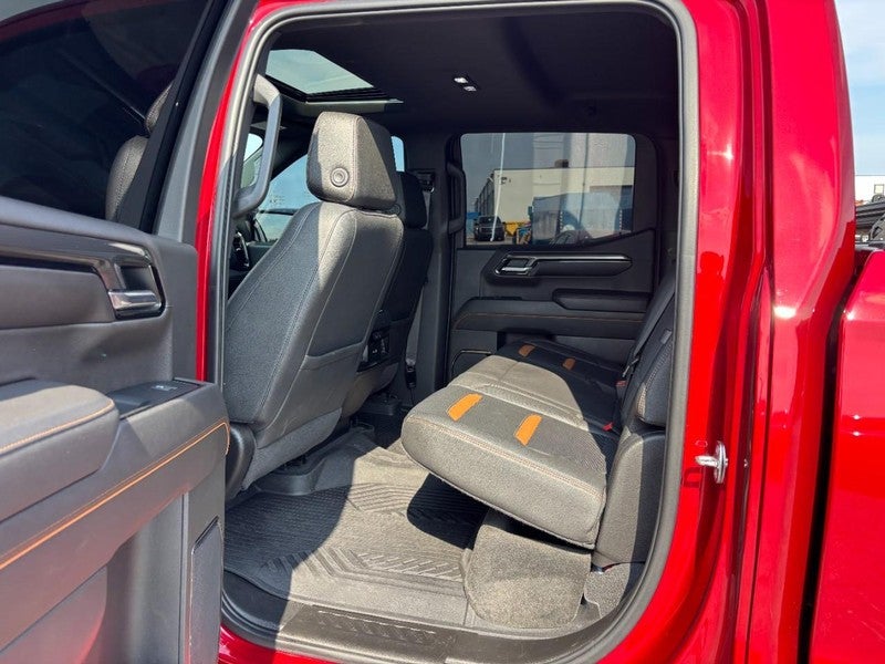 2022 GMC Sierra 1500 4WD Crew Cab 147" AT4