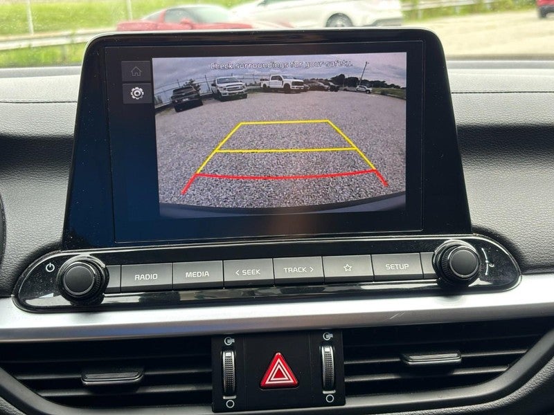 2024 Kia Forte LXS IVT
