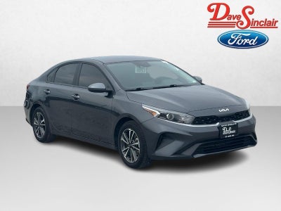 2024 Kia Forte LXS IVT