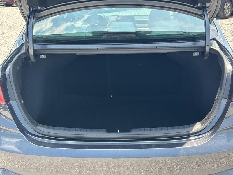 2023 Kia Forte LXS IVT