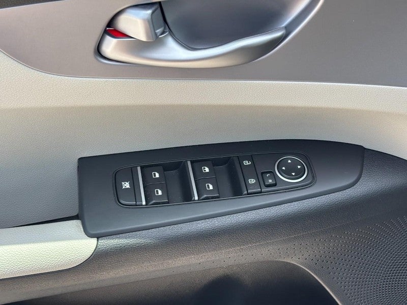 2023 Kia Forte LXS IVT