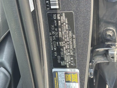 2023 Kia Forte LXS IVT