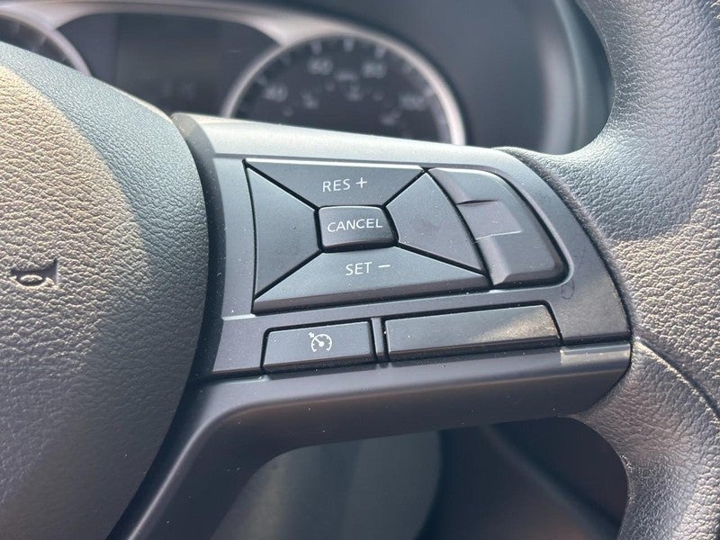 2025 Nissan Kicks Play S FWD