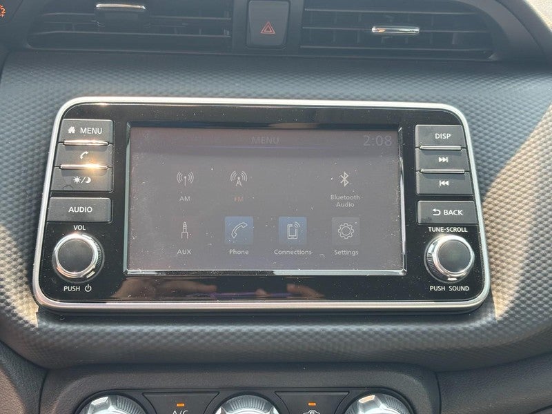 2025 Nissan Kicks Play S FWD