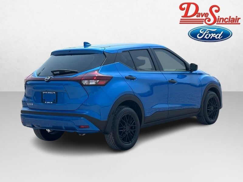 2025 Nissan Kicks Play S FWD