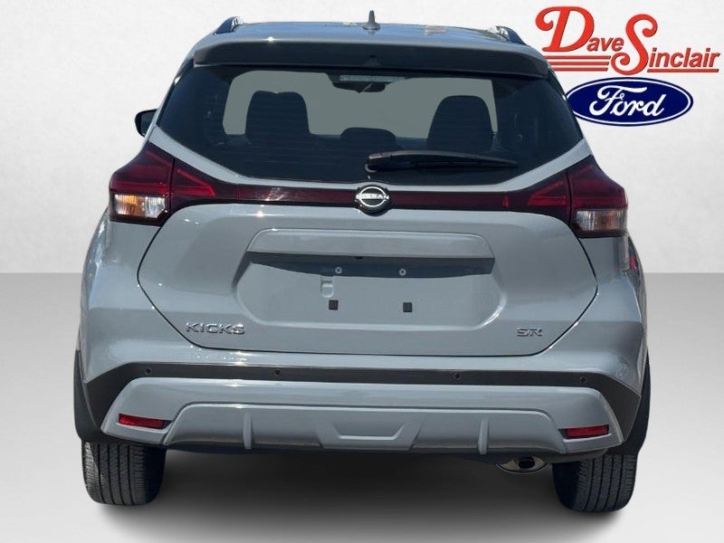 2024 Nissan Kicks SR FWD