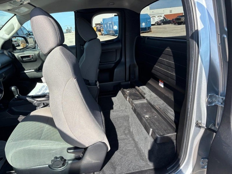 2023 Toyota Tacoma 2WD SR Access Cab 6' Bed I4 AT (Natl)