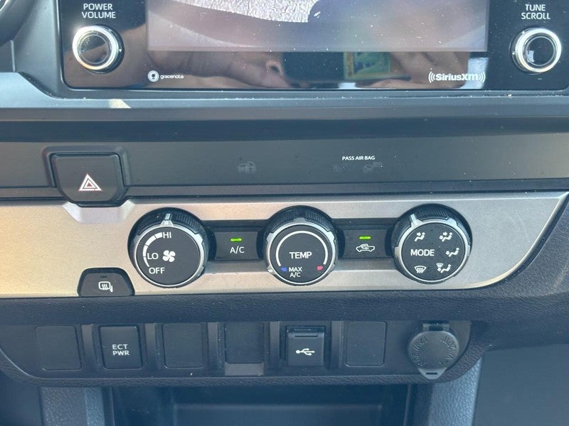 2023 Toyota Tacoma 2WD SR Access Cab 6' Bed I4 AT (Natl)
