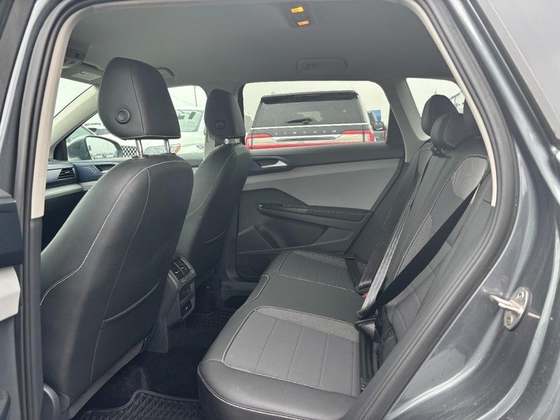 2024 Volkswagen Taos SE FWD