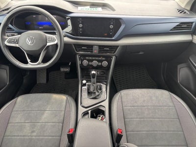 2024 Volkswagen Taos SE FWD