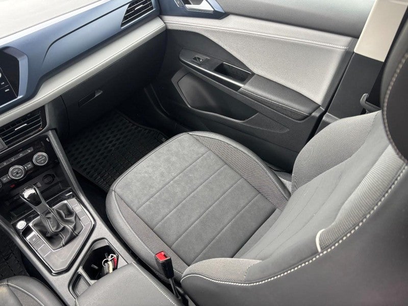 2024 Volkswagen Taos SE FWD