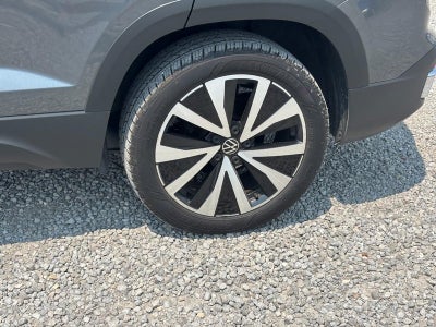 2023 Volkswagen Taos SE FWD