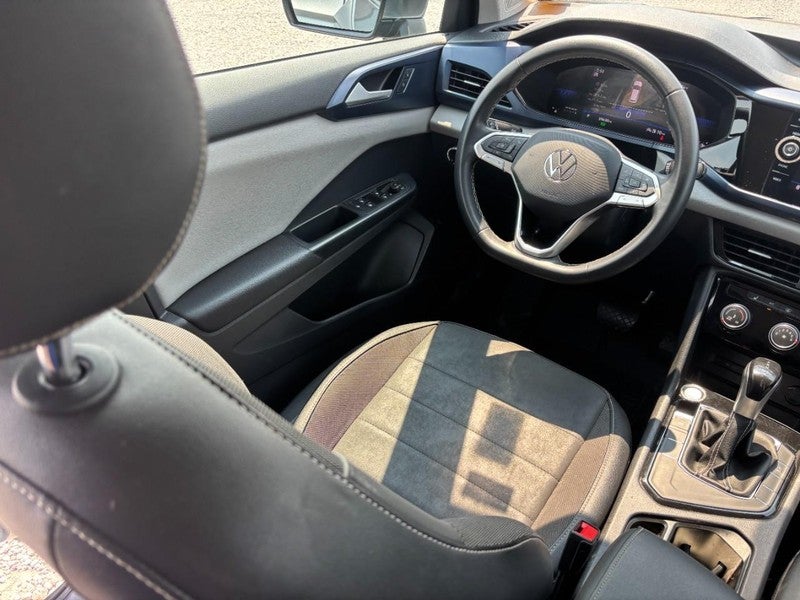 2023 Volkswagen Taos SE FWD
