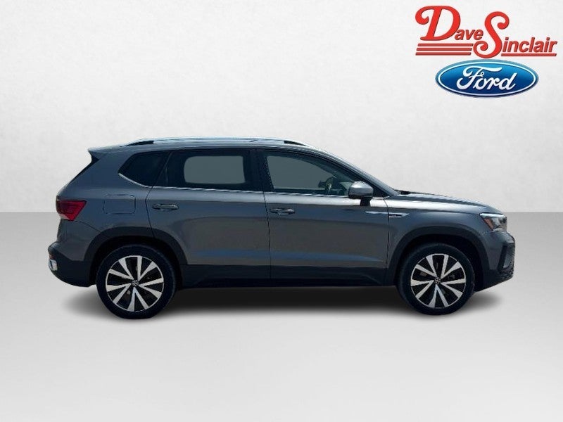 2023 Volkswagen Taos SE FWD