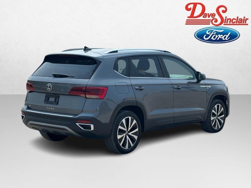 2023 Volkswagen Taos SE FWD