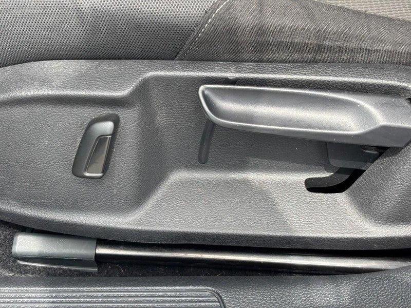 2017 Volkswagen Golf 1.8T 4-Door S Manual