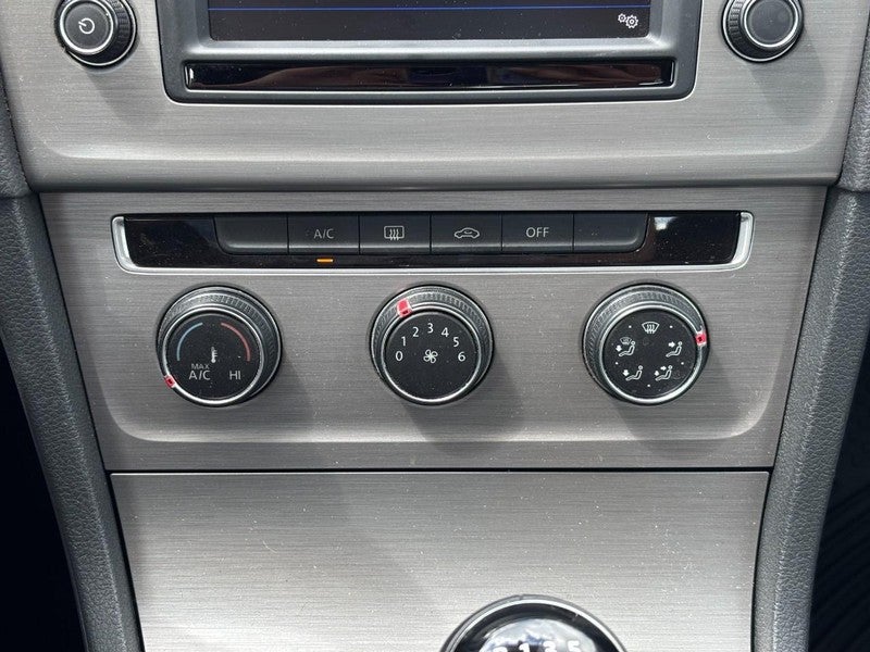 2017 Volkswagen Golf 1.8T 4-Door S Manual