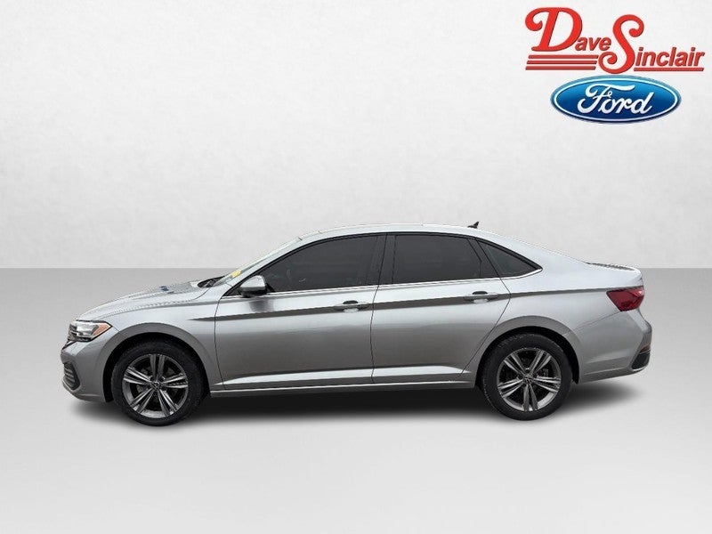 2022 Volkswagen Jetta SE Auto