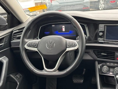 2022 Volkswagen Jetta SE Auto