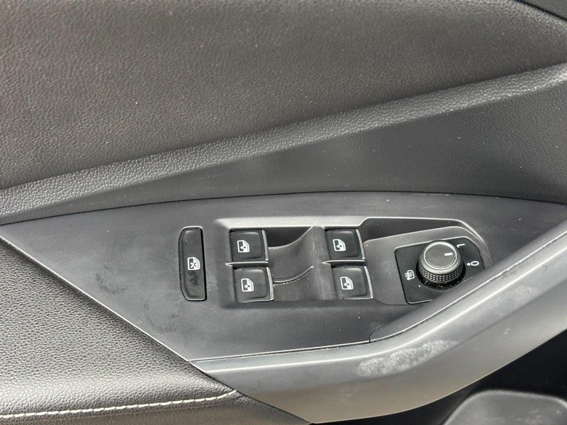 2022 Volkswagen Jetta SE Auto