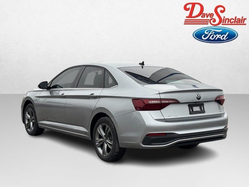 2022 Volkswagen Jetta SE Auto