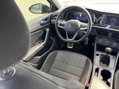 2024 Volkswagen Jetta Sport Manual