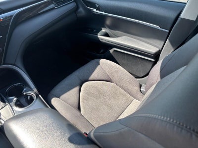 2019 Toyota Camry LE Auto (Natl)