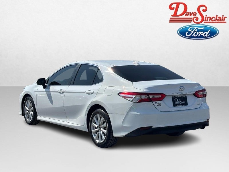 2019 Toyota Camry LE Auto (Natl)