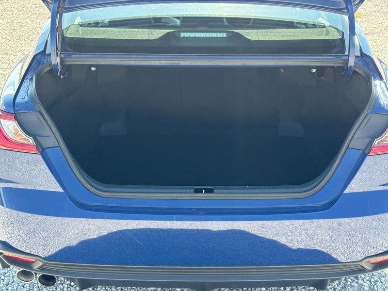 2025 Toyota Camry SE (Natl)