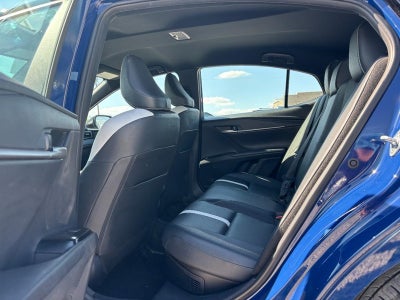 2025 Toyota Camry SE (Natl)