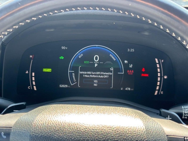 2025 Toyota Camry SE (Natl)