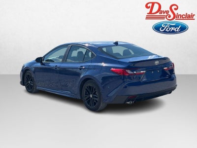 2025 Toyota Camry SE (Natl)