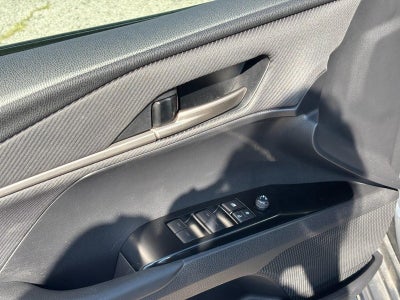 2025 Toyota Camry SE (Natl)