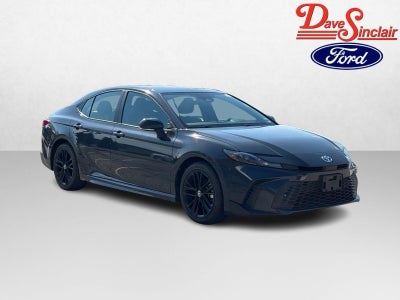 2025 Toyota Camry SE (Natl)