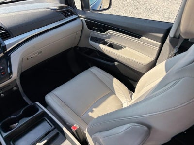 2023 Honda Odyssey Touring Auto