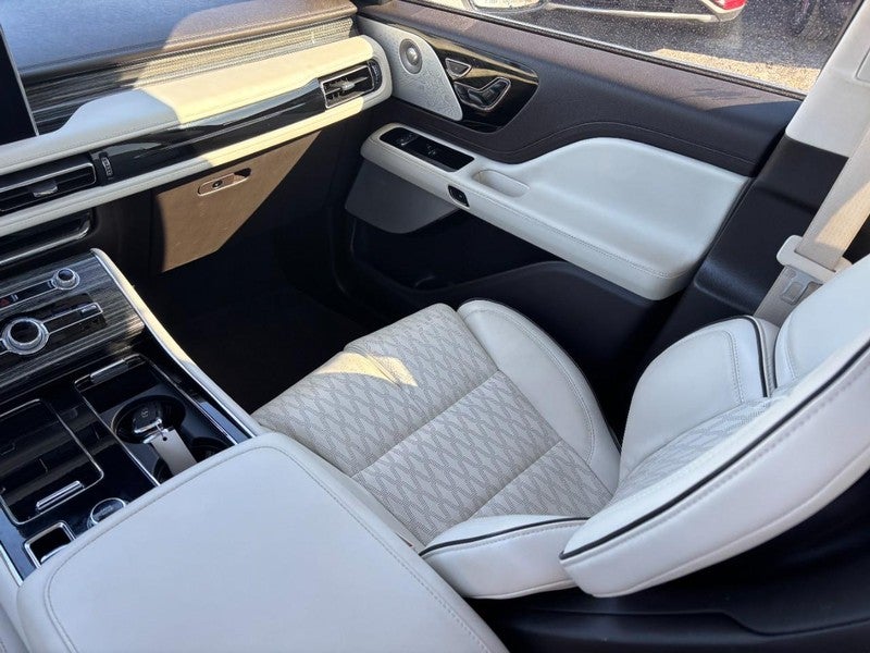 2023 Lincoln Aviator Black Label AWD