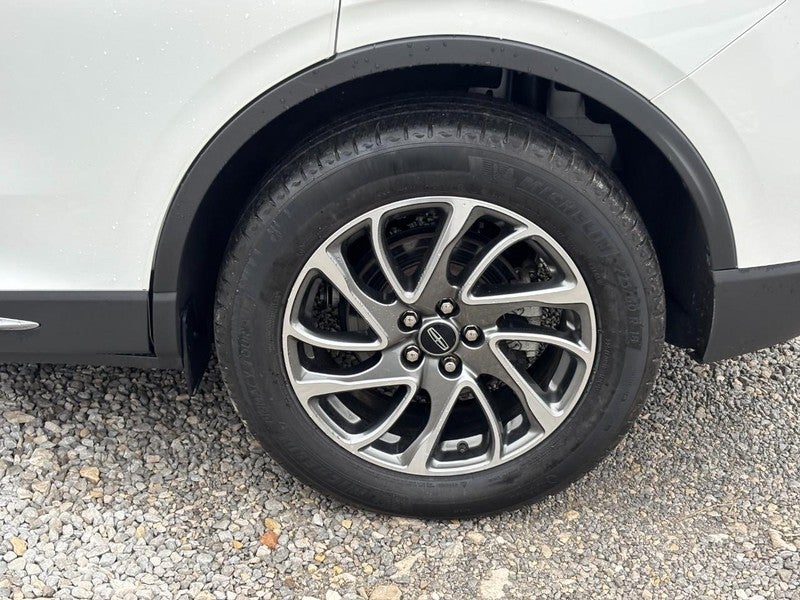 2022 Lincoln Corsair Standard FWD