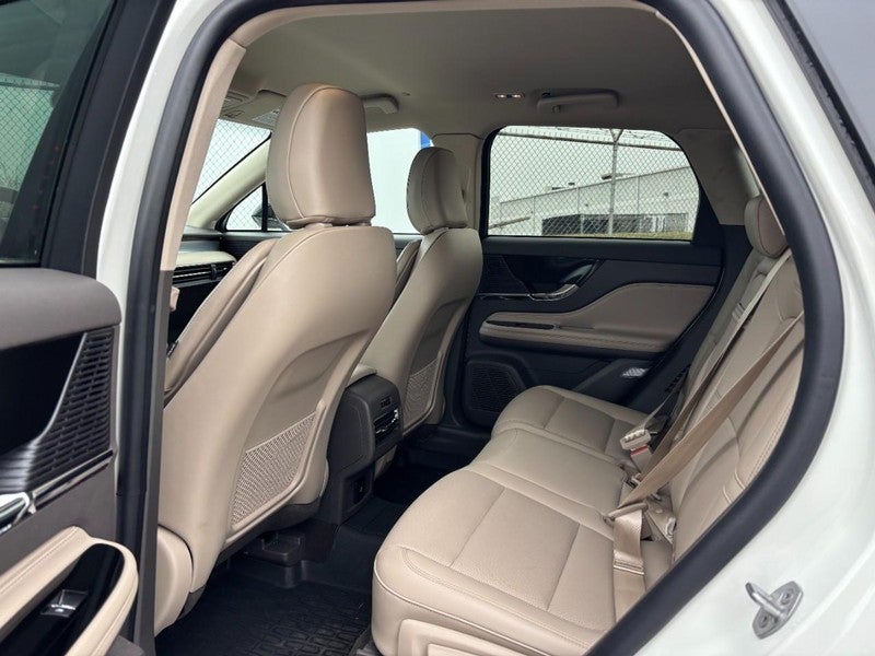 2022 Lincoln Corsair Standard FWD