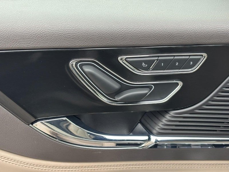 2022 Lincoln Corsair Standard FWD